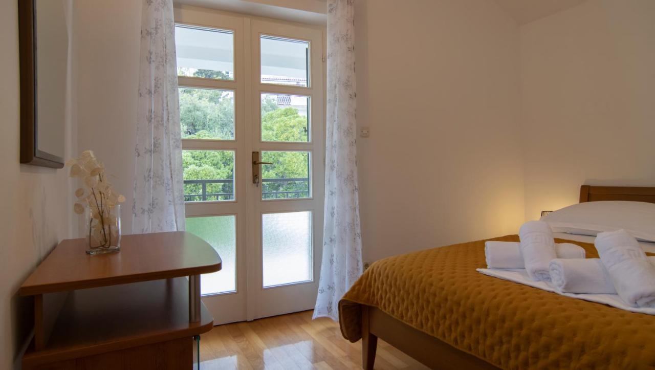 Mozart Apartments Башка-Вода Екстер'єр фото