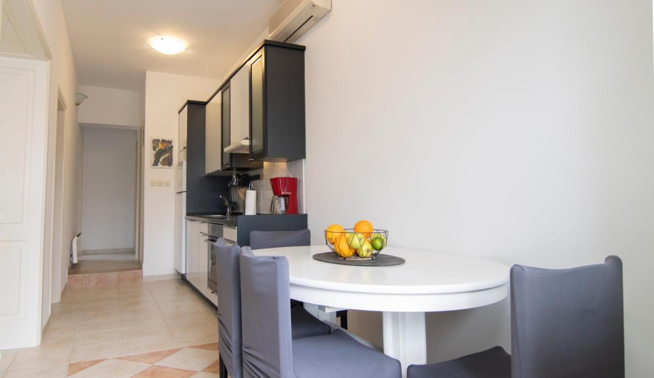 Mozart Apartments Башка-Вода Екстер'єр фото